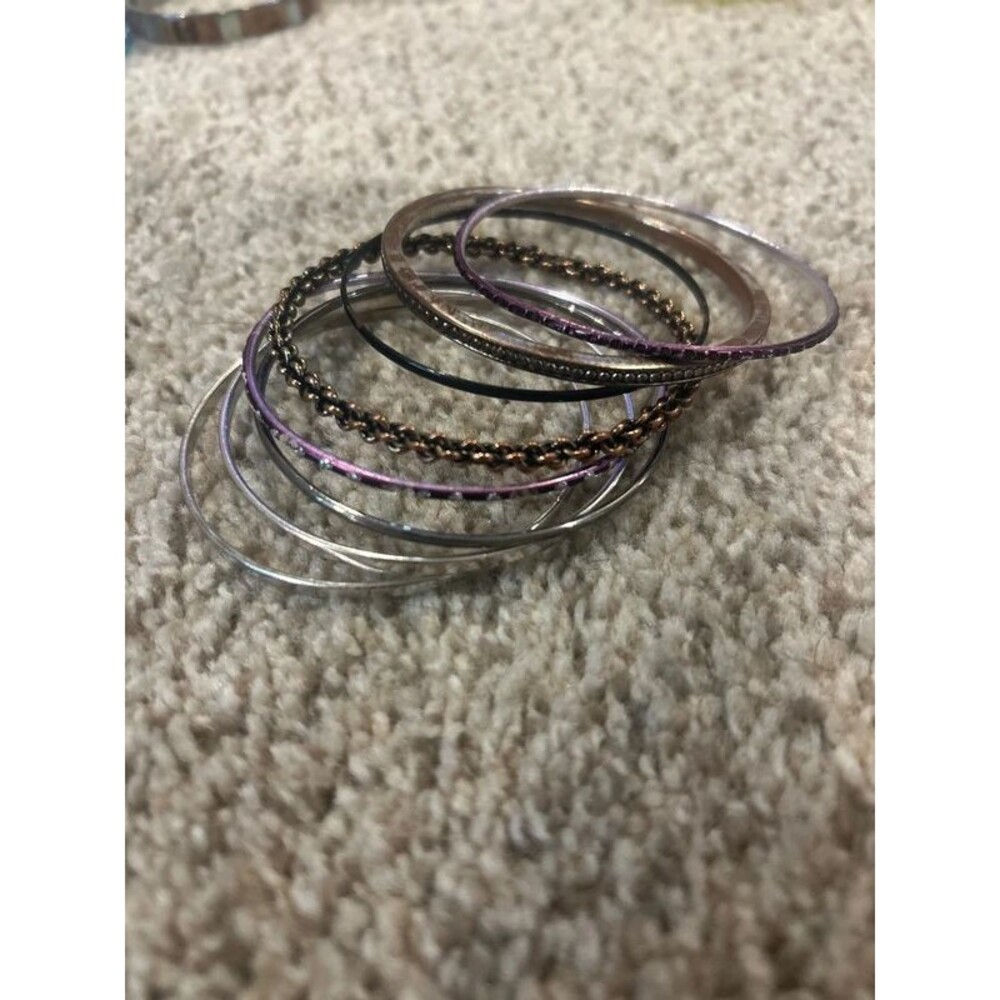 Bangle bracelets - Picture 3 of 3
